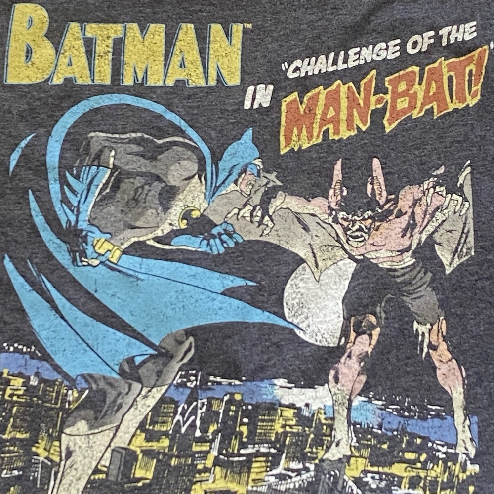 Batman Detective Comics #400 1st Appearance Man-Bat Old Navy T-Shirt XXL